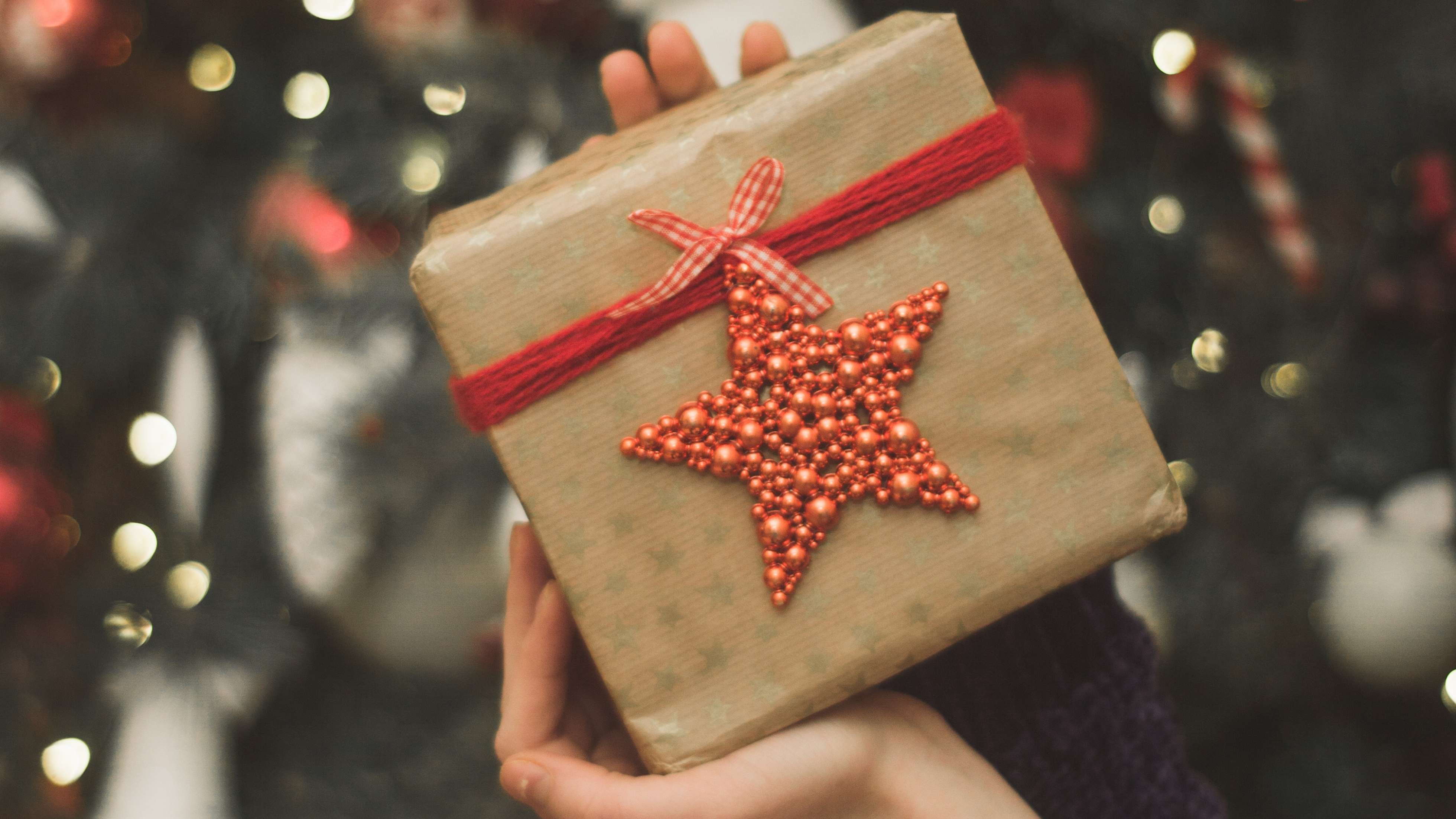 Merry Christmas! Gifts Inside